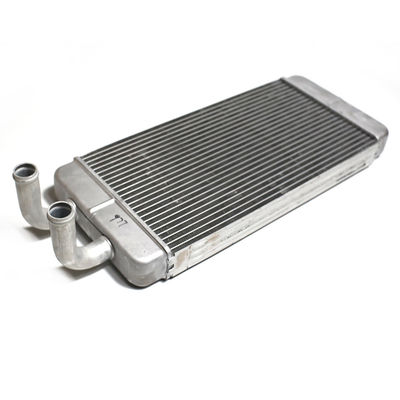 8102-00977 Réservoir d'eau de refroidissement de radiateur en aluminium pour Higer Autobus Parties OE NO. Remplacement