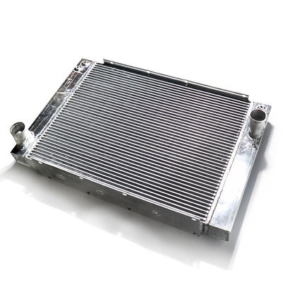 Parties de bus Système de refroidissement Radiateur moteur 1301-04898 pour Higer Bus Année 2010-