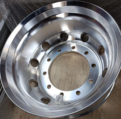 143.1mm PCD Concave Design Aluminium Alloy Wheel pour les pièces de rechange de bus Zhongtong