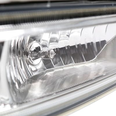 ZK6120 ZK6118 ZK6128 ZK6125 Lampes à brouillard pour autobus et camions de 24 V générales avec matériau plastique
