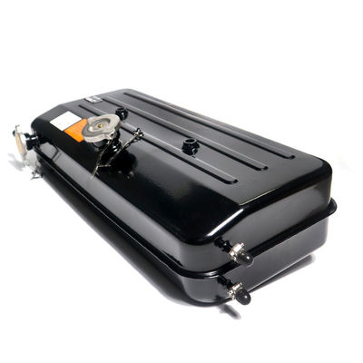Taille OEM climatiseur réservoir d'eau d'expansion métallique pour le système de refroidissement de bus Higer