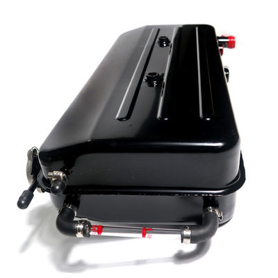 Taille OEM climatiseur réservoir d'eau d'expansion métallique pour le système de refroidissement de bus Higer
