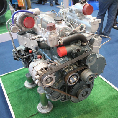 Le bus YC6JA220-50 est équipé d'un moteur diesel de 6,87 litres de 220 ch.