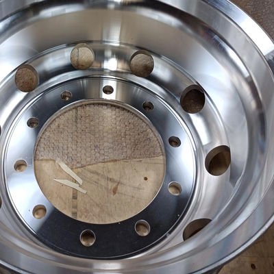 Remplacement/réparation de pièces de bus 9.0 * 22.5 Jante de roue en alliage d'aluminium pour Zhongtong Bus 98mm PCD
